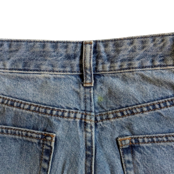 H&M button fly flare leg jeans - Picture 5 of 7